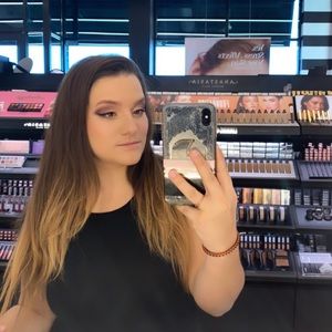 Meet your Posher, Bianca